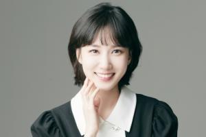 Park Eun Bin nổi tiếng ở tuổi 30 nhờ vai luật sư tự kỷ